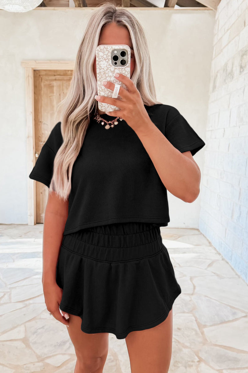 2pcs Cropped Tee and Ruffle High Waist Skort Set