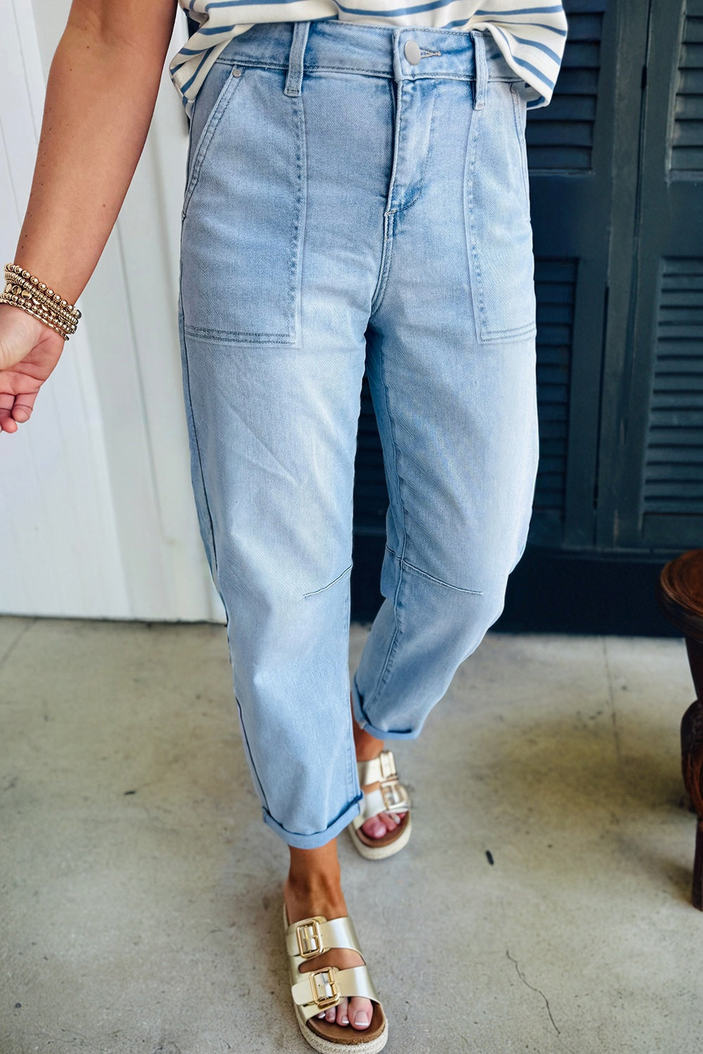 High Rise Barrel Relaxed Patch Pocket Jeans