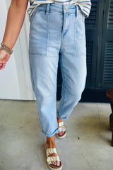 High Rise Barrel Relaxed Patch Pocket Jeans