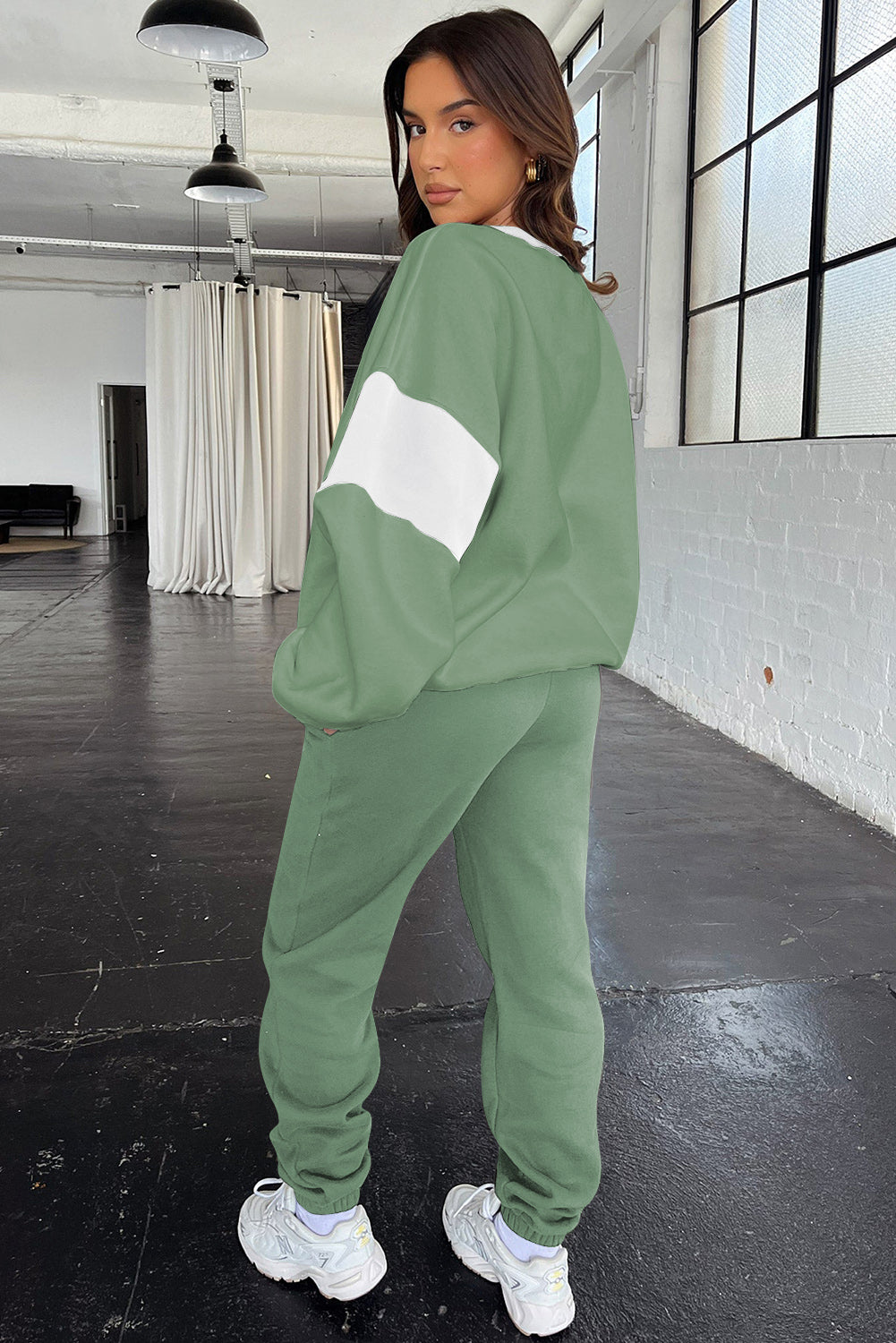Solid Drop Shoulder Loose Sweatshirt and Joggers Active Set