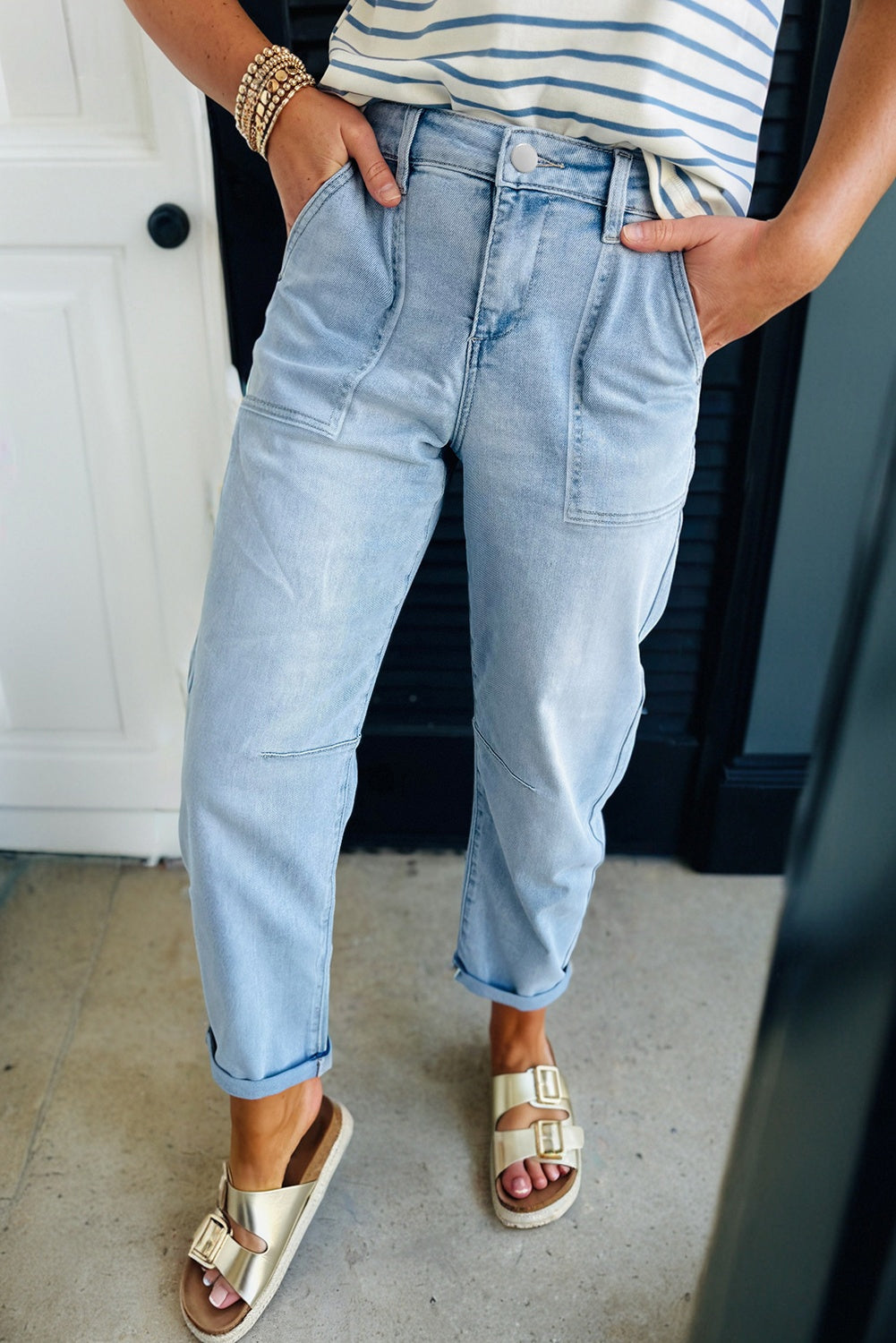High Rise Barrel Relaxed Patch Pocket Jeans