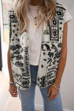 Sherpa Paisley Print Pocketed Western Fashion Vest Jacket